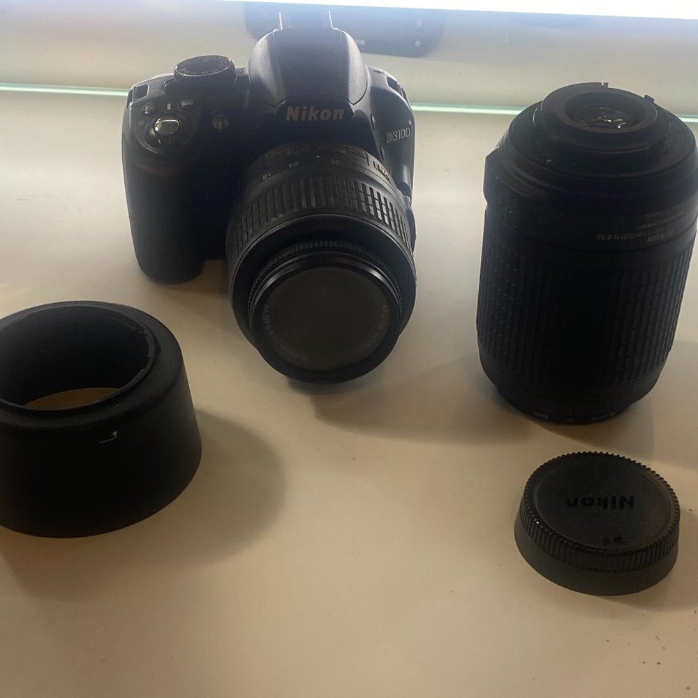 Nikon Camera D3100